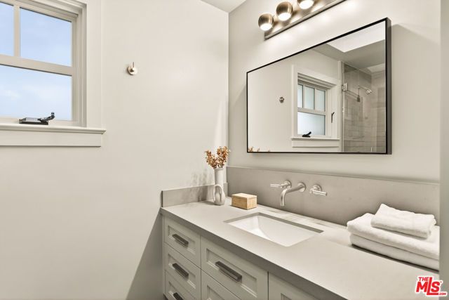 564 Rialto Avenue, Venice (los Angeles), CA 90291