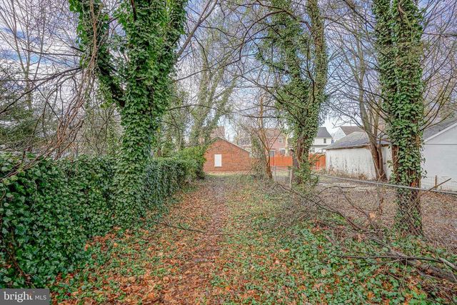 79 WALNUT ST, Salem, NJ 08079