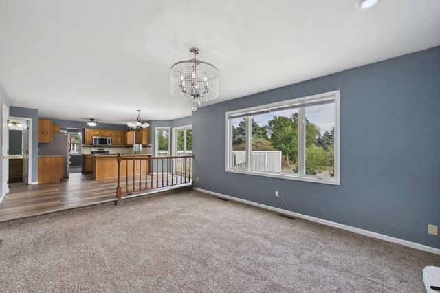 9120 Barrington Terrace, Brooklyn Park, MN 55443