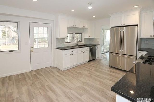 5 Gilbert Road, Great Neck, NY 11024