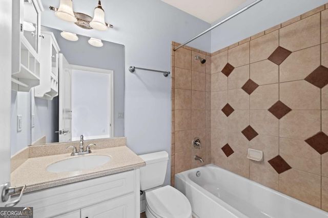 105 Chablis Court, Braselton, GA 30517