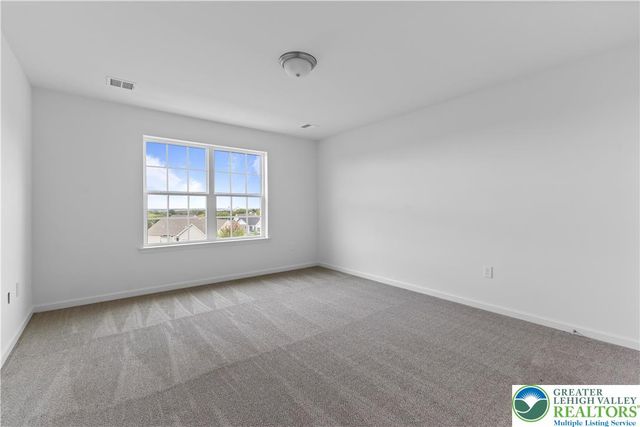 4780 Farrcroft Drive 113, Forks Twp, PA 18040