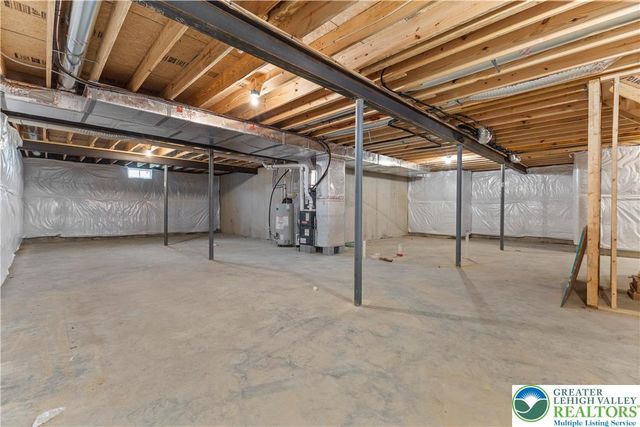 4780 Farrcroft Drive 113, Forks Twp, PA 18040