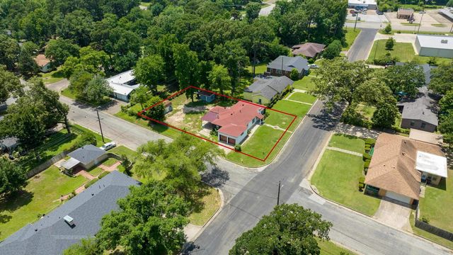 300 Hailey, Longview, TX 75602