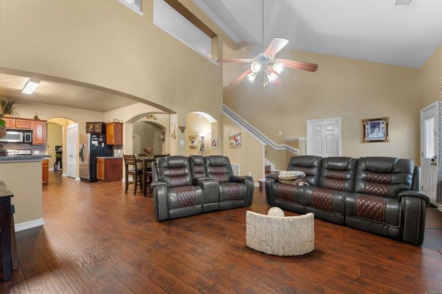 21127 Gatepoint Drive, Houston, TX 77073