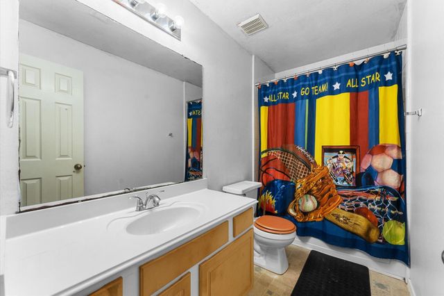 21127 Gatepoint Drive, Houston, TX 77073