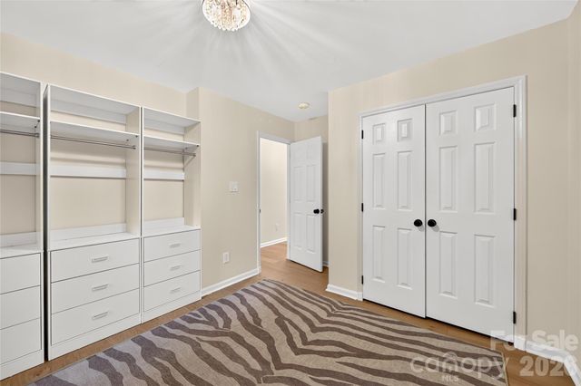 3027 Deep Meadow Lane, Charlotte, NC 28210