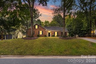 3027 Deep Meadow Lane, Charlotte, NC 28210