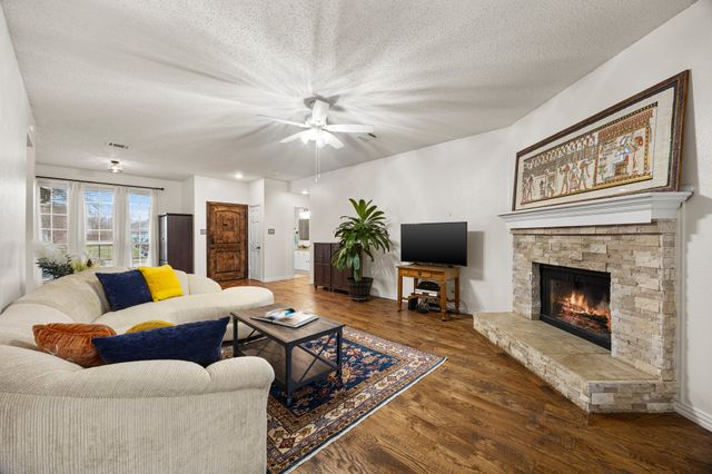 7210 Mercurys Road, Rowlett, TX 75089