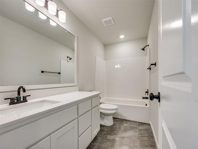 1121 SW 139th Terrace, Oklahoma City, OK 73170