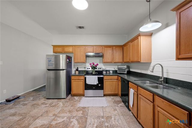 1503 Prather Street, Taylor, TX 76574