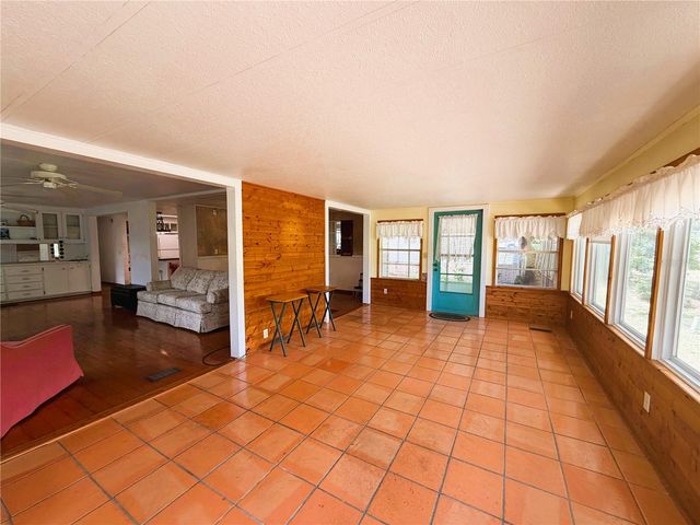127 ROYAL PALM DRIVE, Leesburg, FL 34748
