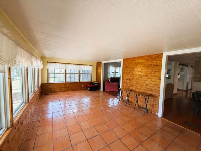 127 ROYAL PALM DRIVE, Leesburg, FL 34748