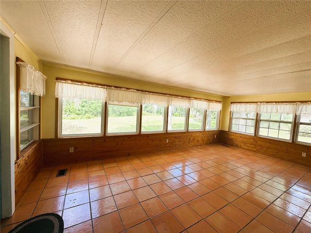 127 ROYAL PALM DRIVE, Leesburg, FL 34748