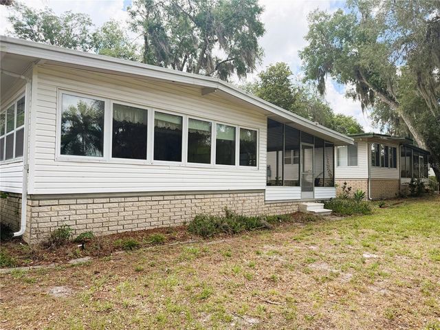 127 ROYAL PALM DRIVE, Leesburg, FL 34748