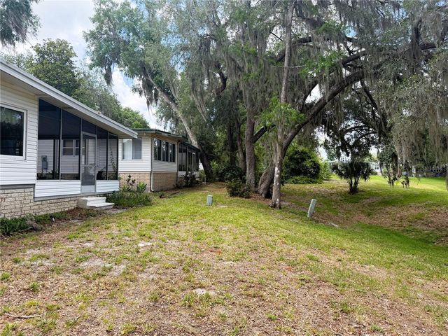127 ROYAL PALM DRIVE, Leesburg, FL 34748