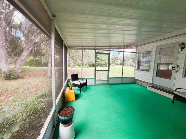 127 ROYAL PALM DRIVE, Leesburg, FL 34748