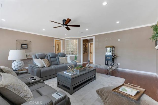 10251 Hadley, Northridge, CA 91324