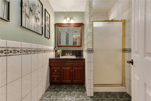 10251 Hadley, Northridge, CA 91324