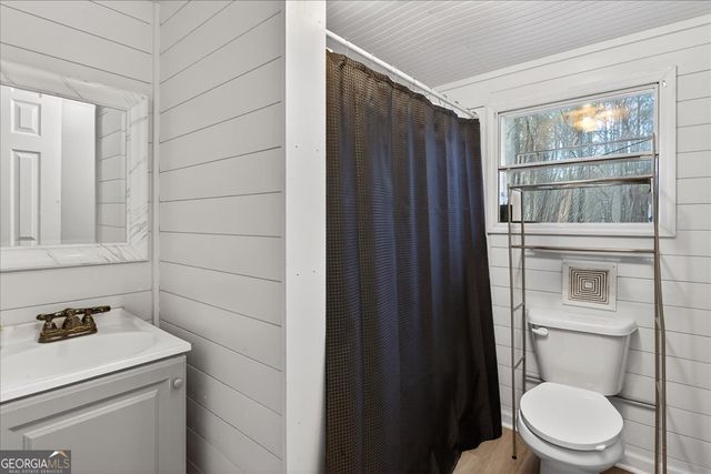 323 Ball Field Road, Waleska, GA 30183