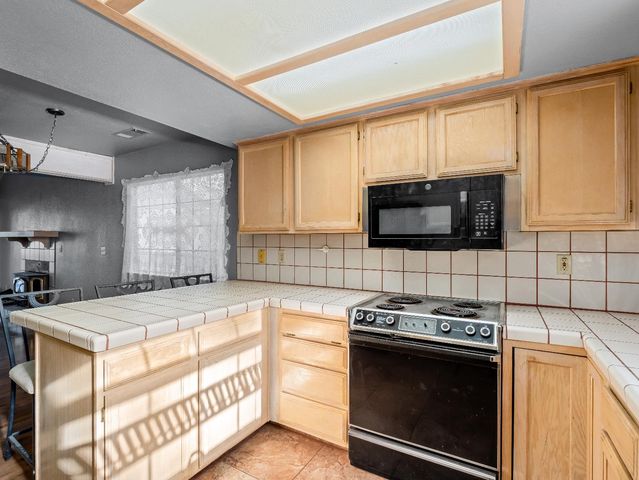 40557 Saddleback Road, Bass Lake, CA 93604