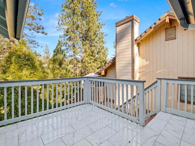 40557 Saddleback Road, Bass Lake, CA 93604
