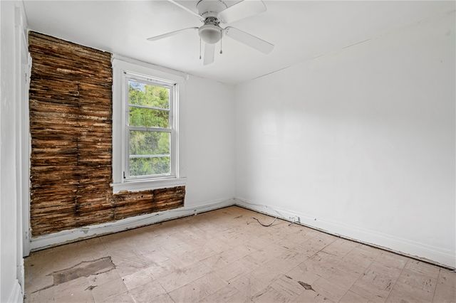 1817 Woodward Ave, Brookline, PA 15226