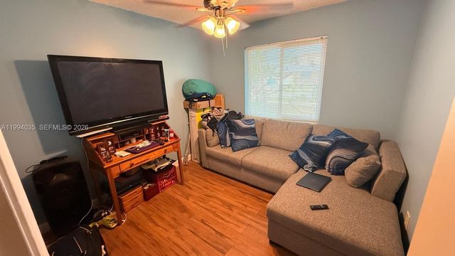 4100 NW 119th Ave, Sunrise, FL 33323