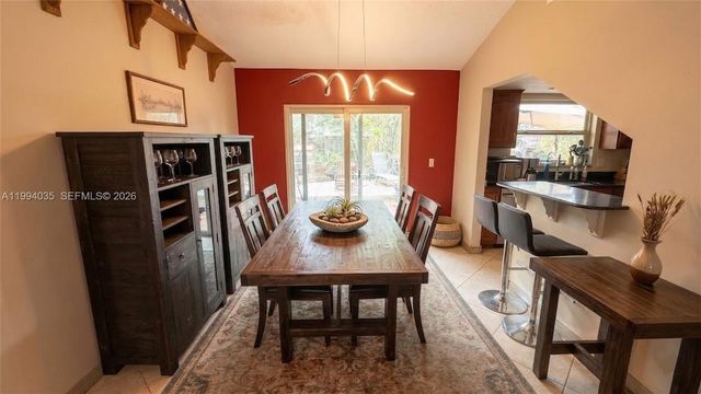 4100 NW 119th Ave, Sunrise, FL 33323