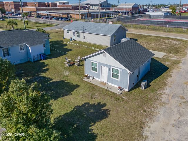 1114 Mckenzie Avenue, Panama City, FL 32401