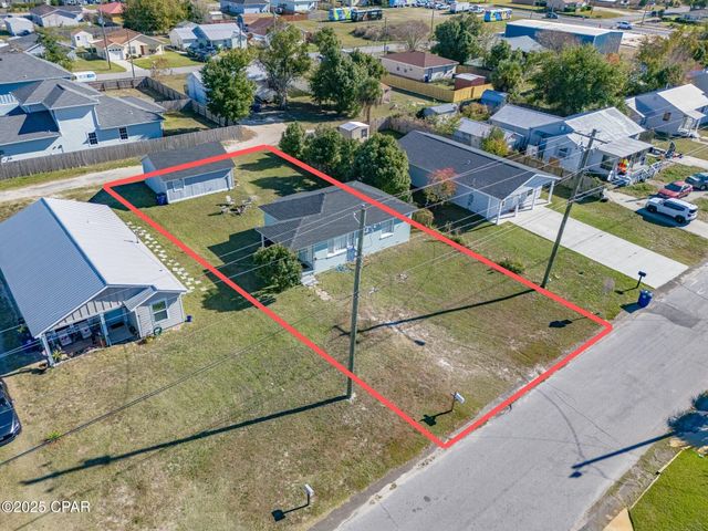 1114 Mckenzie Avenue, Panama City, FL 32401