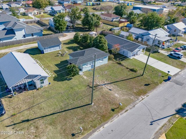 1114 Mckenzie Avenue, Panama City, FL 32401