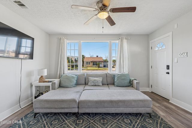 1114 Mckenzie Avenue, Panama City, FL 32401