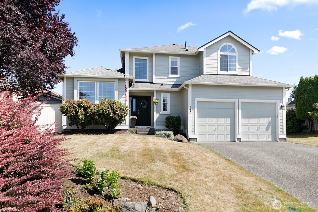 1921 Hawk Court, Enumclaw, WA 98022