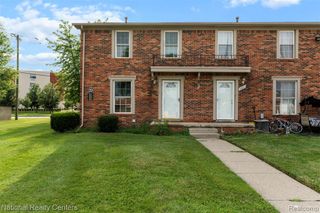 35221 Tall Oaks Drive, Sterling Heights, MI 48312