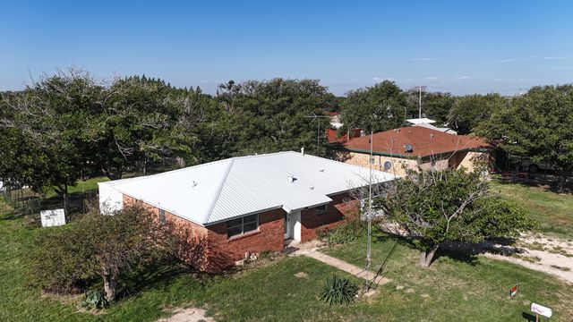 1401 Culpepper Avenue, Wilson, TX 79381