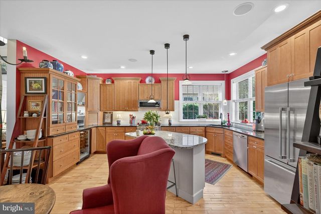 122 CREEKGATE CT, Millersville, PA 17551