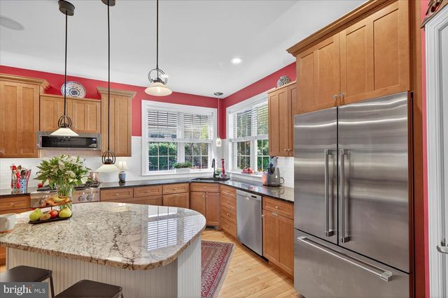 122 CREEKGATE CT, Millersville, PA 17551