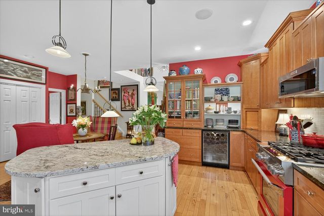 122 CREEKGATE CT, Millersville, PA 17551
