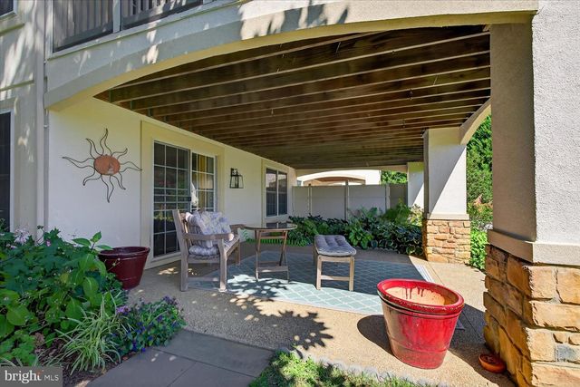 122 CREEKGATE CT, Millersville, PA 17551