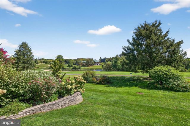 122 CREEKGATE CT, Millersville, PA 17551