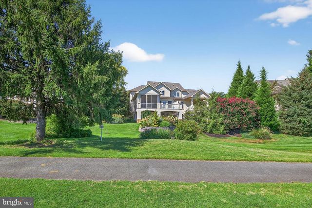 122 CREEKGATE CT, Millersville, PA 17551