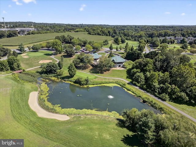 122 CREEKGATE CT, Millersville, PA 17551