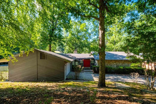 13620 Abinger Drive, Little Rock, AR 72212