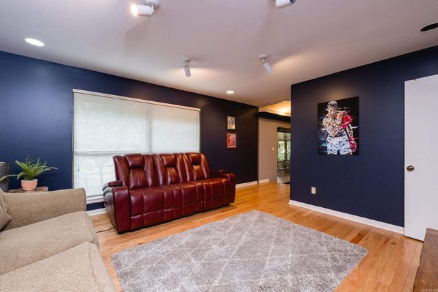 13620 Abinger Drive, Little Rock, AR 72212