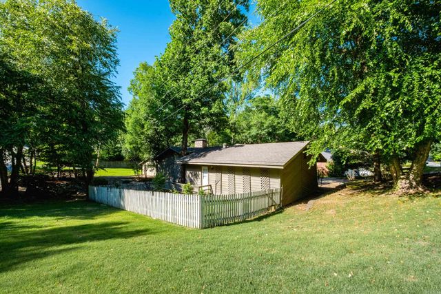 13620 Abinger Drive, Little Rock, AR 72212