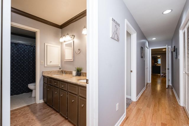 13620 Abinger Drive, Little Rock, AR 72212