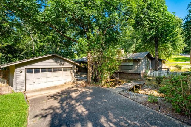 13620 Abinger Drive, Little Rock, AR 72212