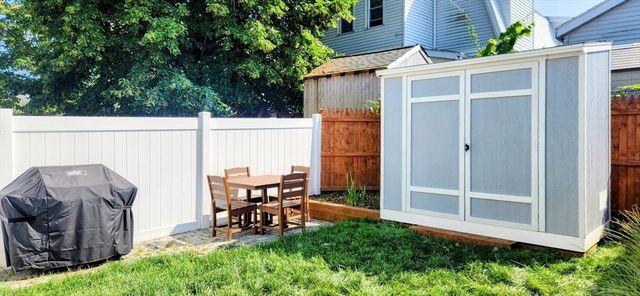 26 Vera St, Revere, MA 02151