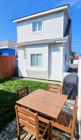 26 Vera St, Revere, MA 02151